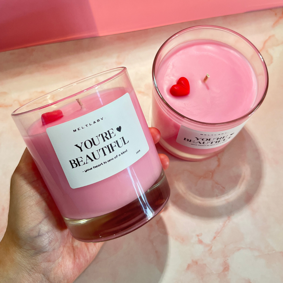 Premium Veganskt Doftljus You're Beautiful – Pistage, mandelkräm, kokos